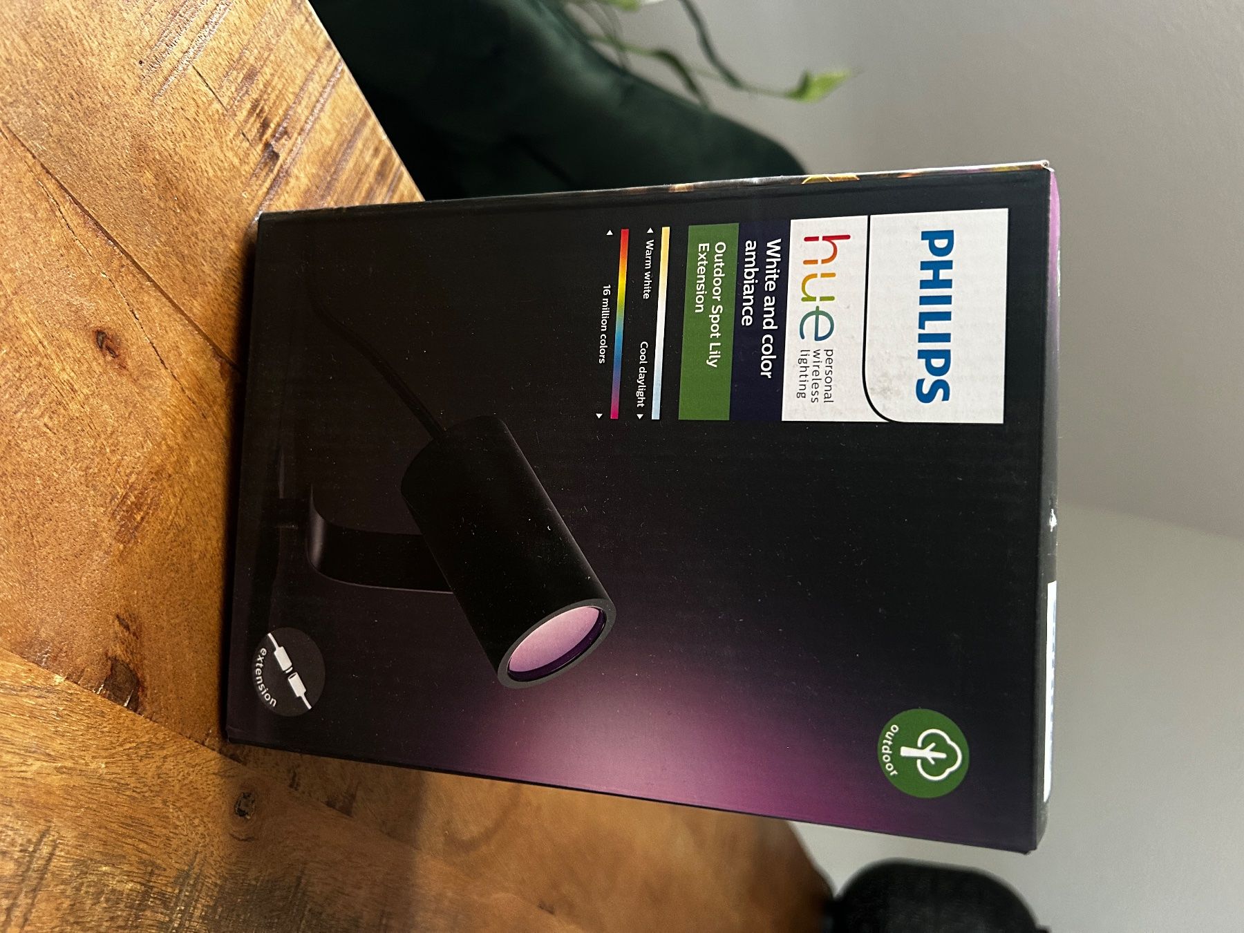 Philips Lampade: Phillipps Hue Outdoor Spot Lilly – Nuovo (secondo la descrizione) da Luzern venduto da joelle14