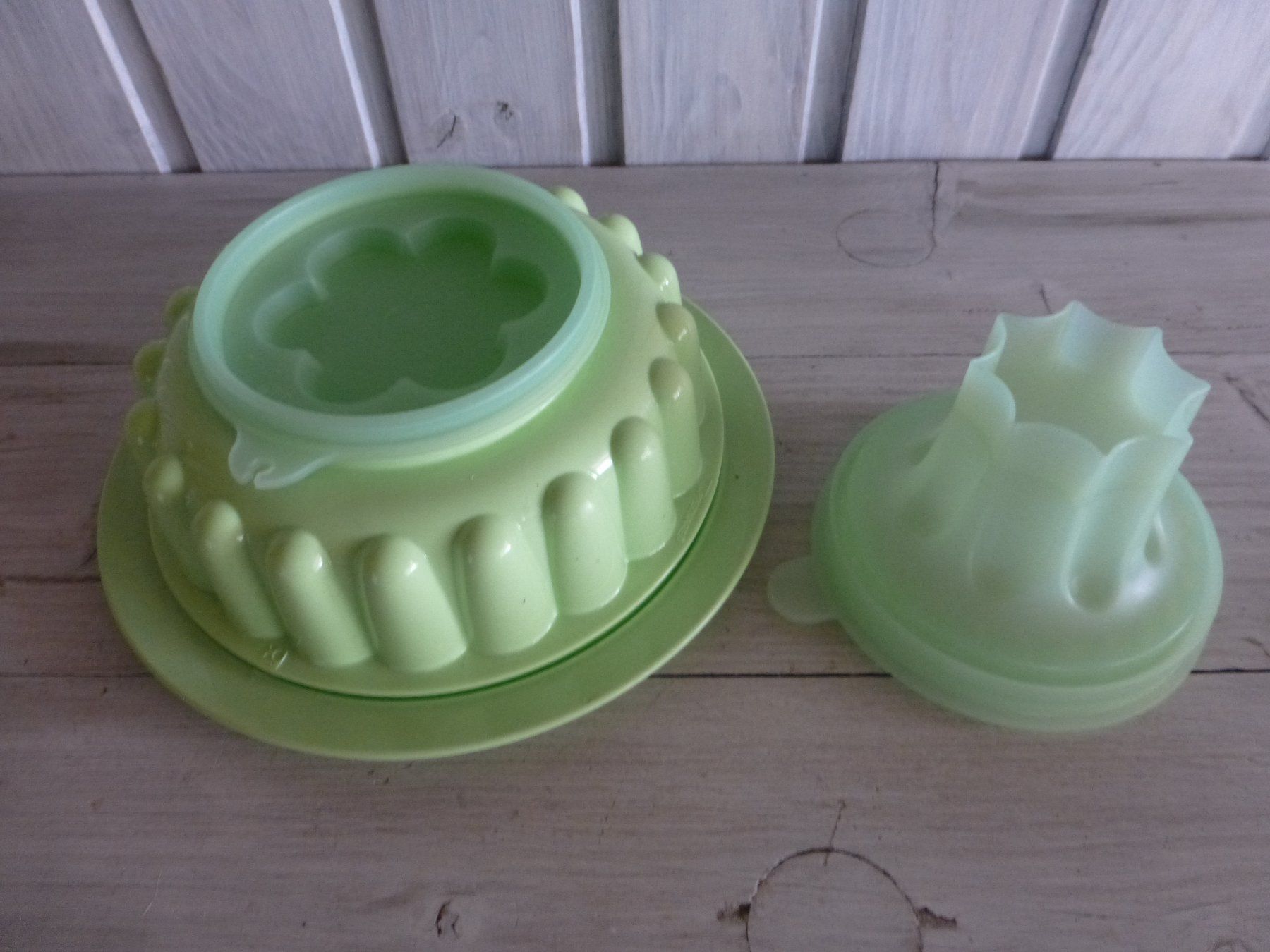 Tupperware Recipients et similaires: Tupperware Puddingform / Grütze mit Einsatz und Deckel – Neuf (Voir description) à Füllinsdorf par Kapellie 7