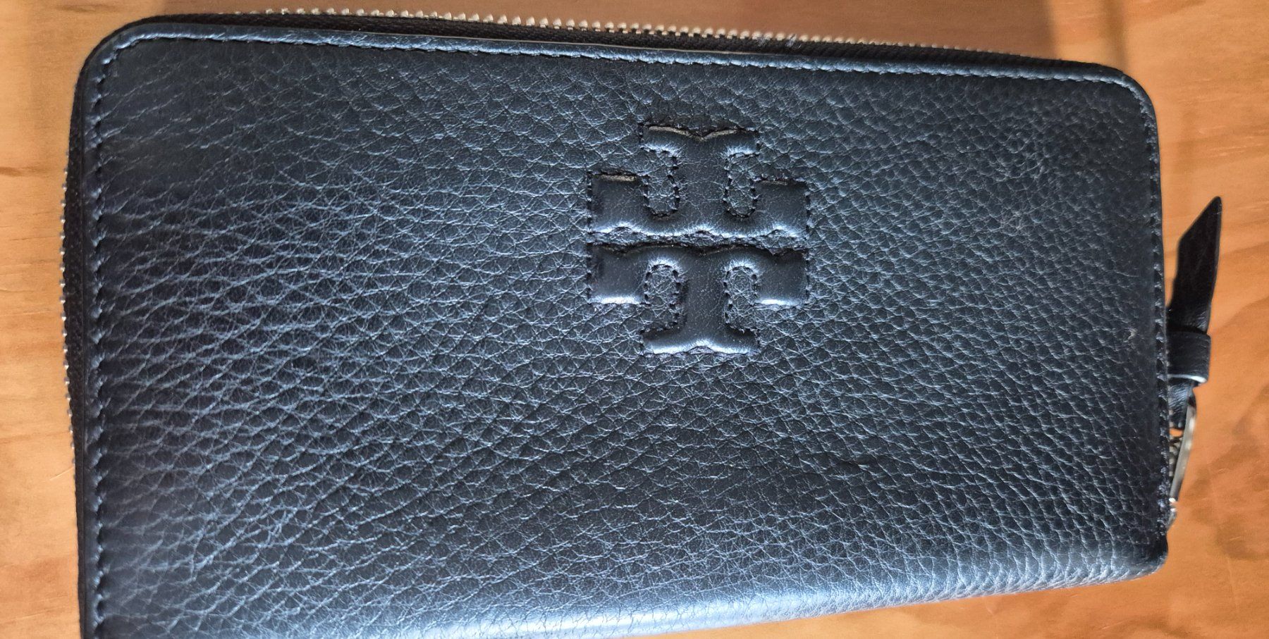 Tory Burch Portamonete: Tory Burch Portemonnaie – Usato da Zug venduto da Christina.M9