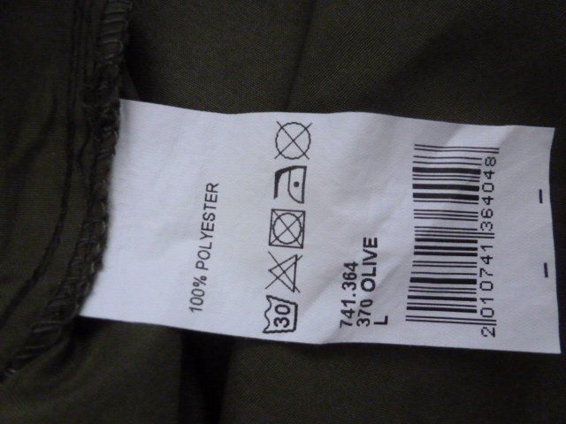 Pantaloni: Short – Usato da Luzern venduto da Ankerli 5