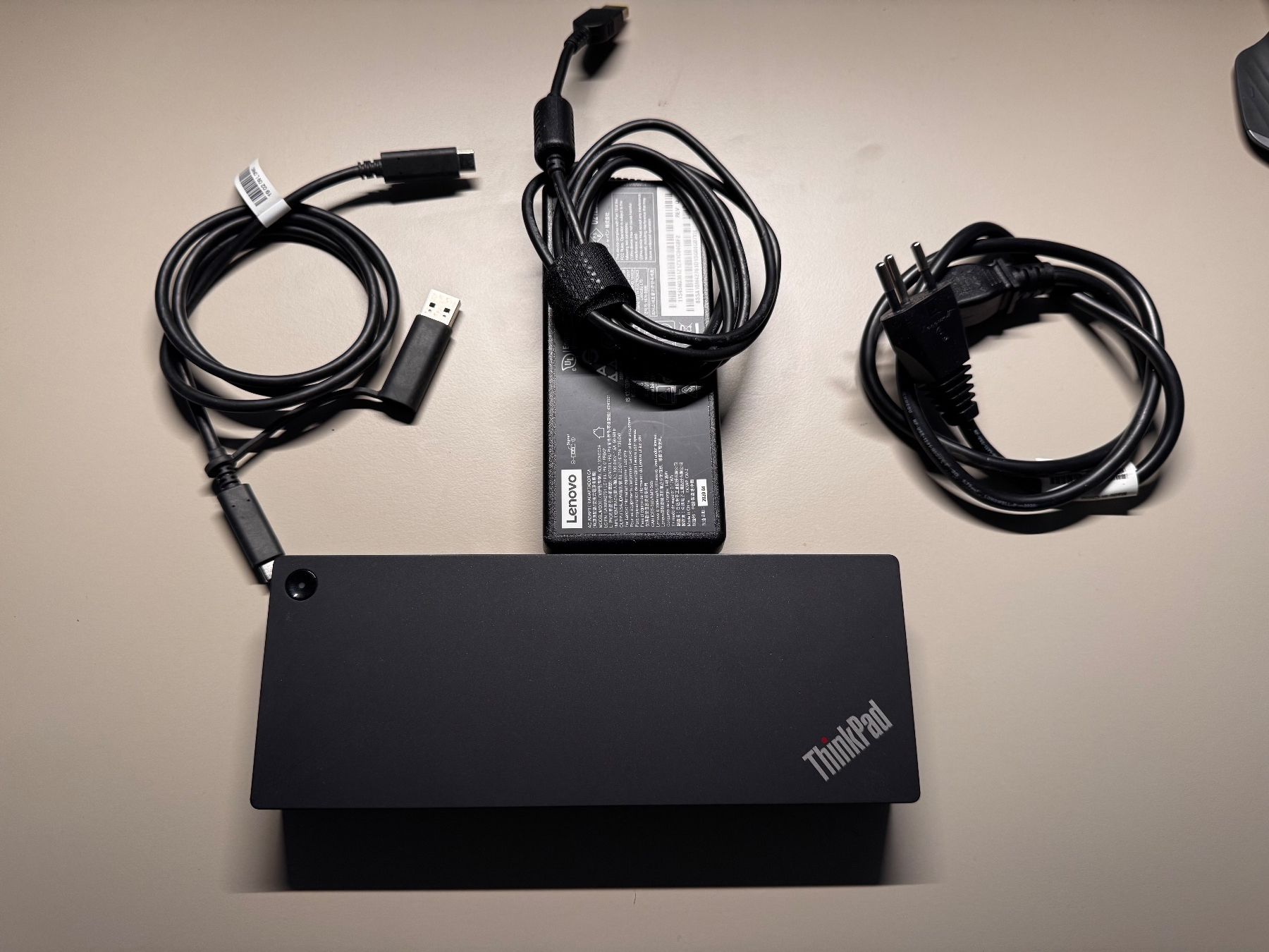 Lenovo Docking station: Docking station Lenovo Hybrid USB-C type 40AF – Usato da Mannens venduto da FabFab_95 4