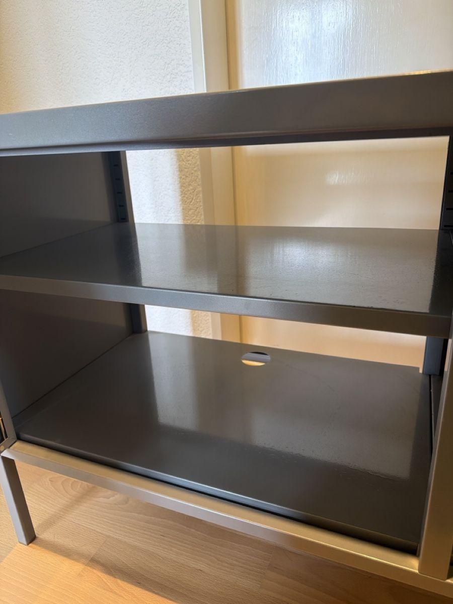 Mobili TV: Fernsehmöbel Blech Grau 118 x 40 x 63 – Usato da Grenchen venduto da JJ___ 6