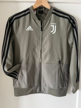 Adidas Juventus Turin Trainingsanzug Gr. 140 Kids