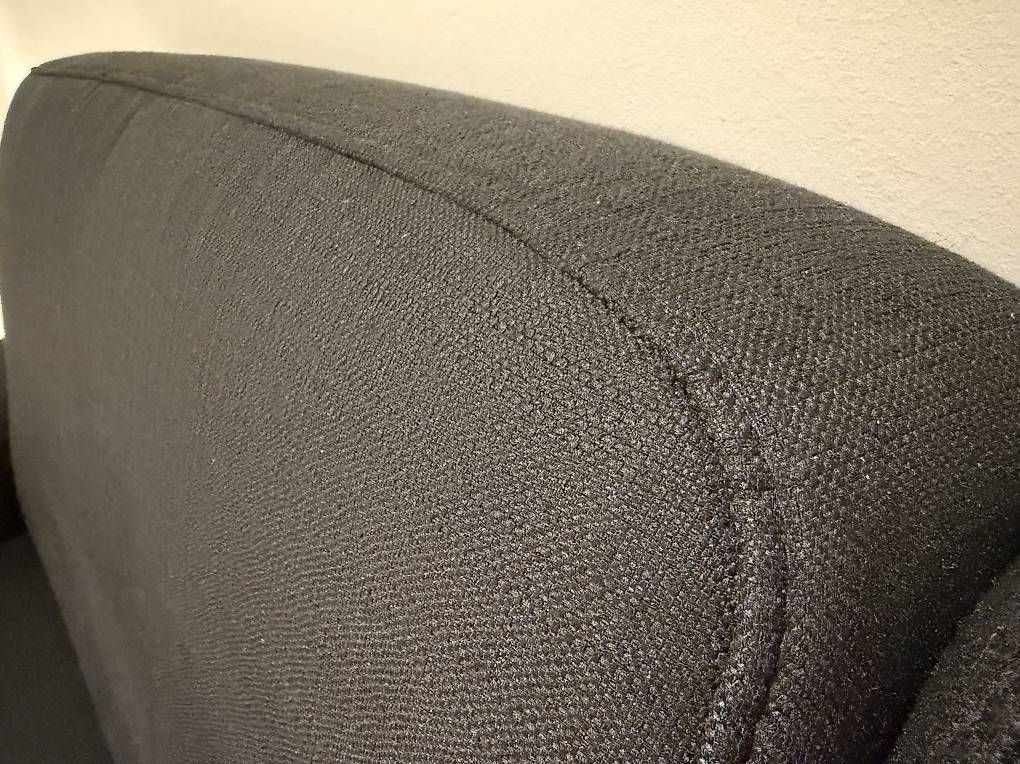 Sofas: Schönes Stoffsofa – Gebraucht aus Herisau von Drone-Factory 4