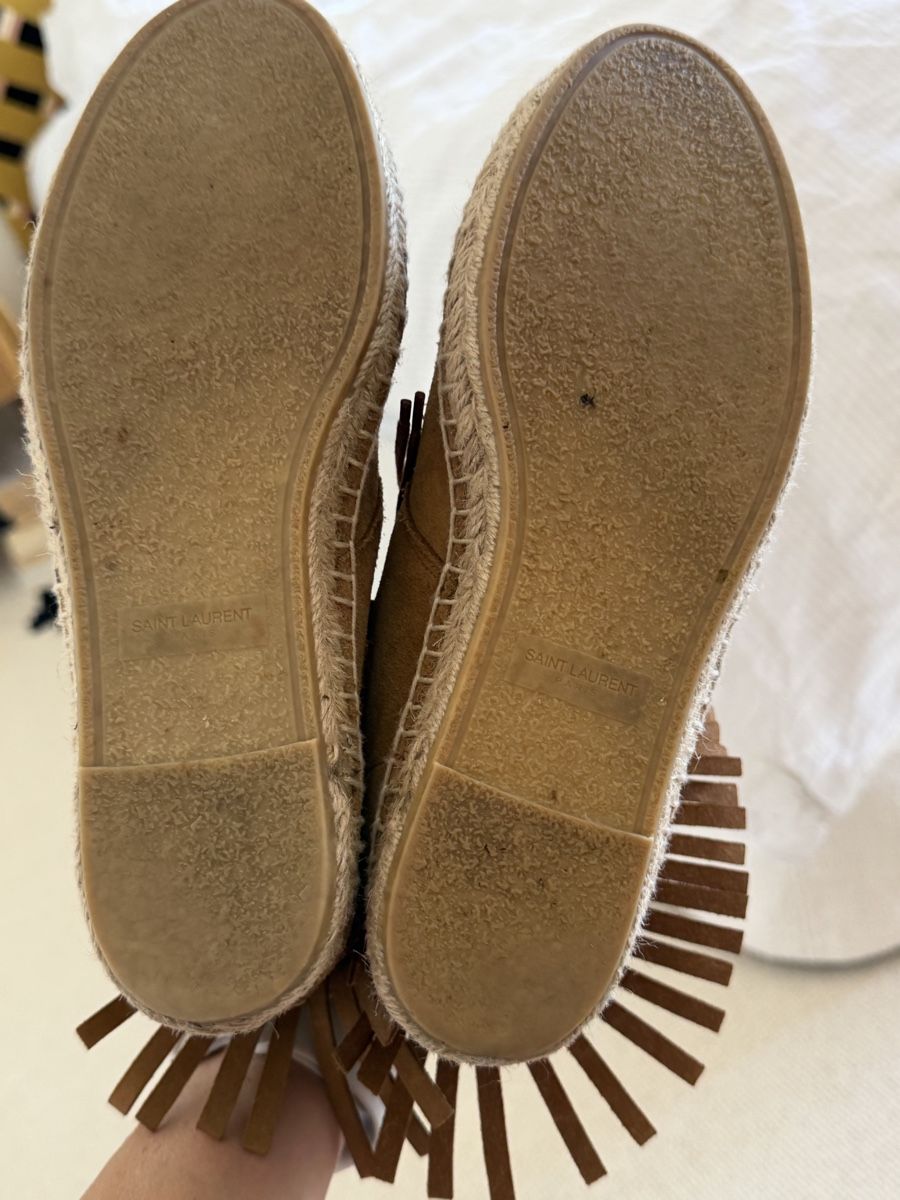 Saint Laurent Damenschuhe: Saint Laurent chaussures daim à franges – Gebraucht aus Genève von bisounours23 4