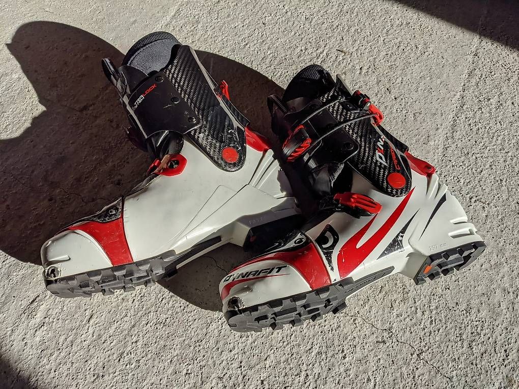 Dynafit Scarpe da uomo: Dynafit Dyna Skitourenschuhe Gr. 27 Gratisversand – Usato da Innertkirchen venduto da Flir 1