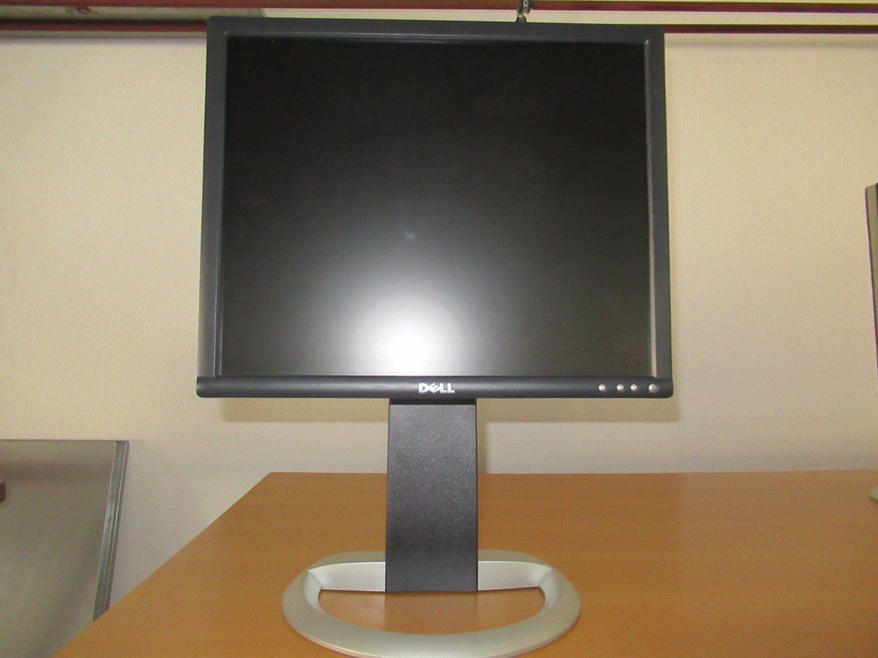 Dell PC: Neuwertiger Dell Bildschirm – Usato da Ebmatingen venduto da top-zuerich