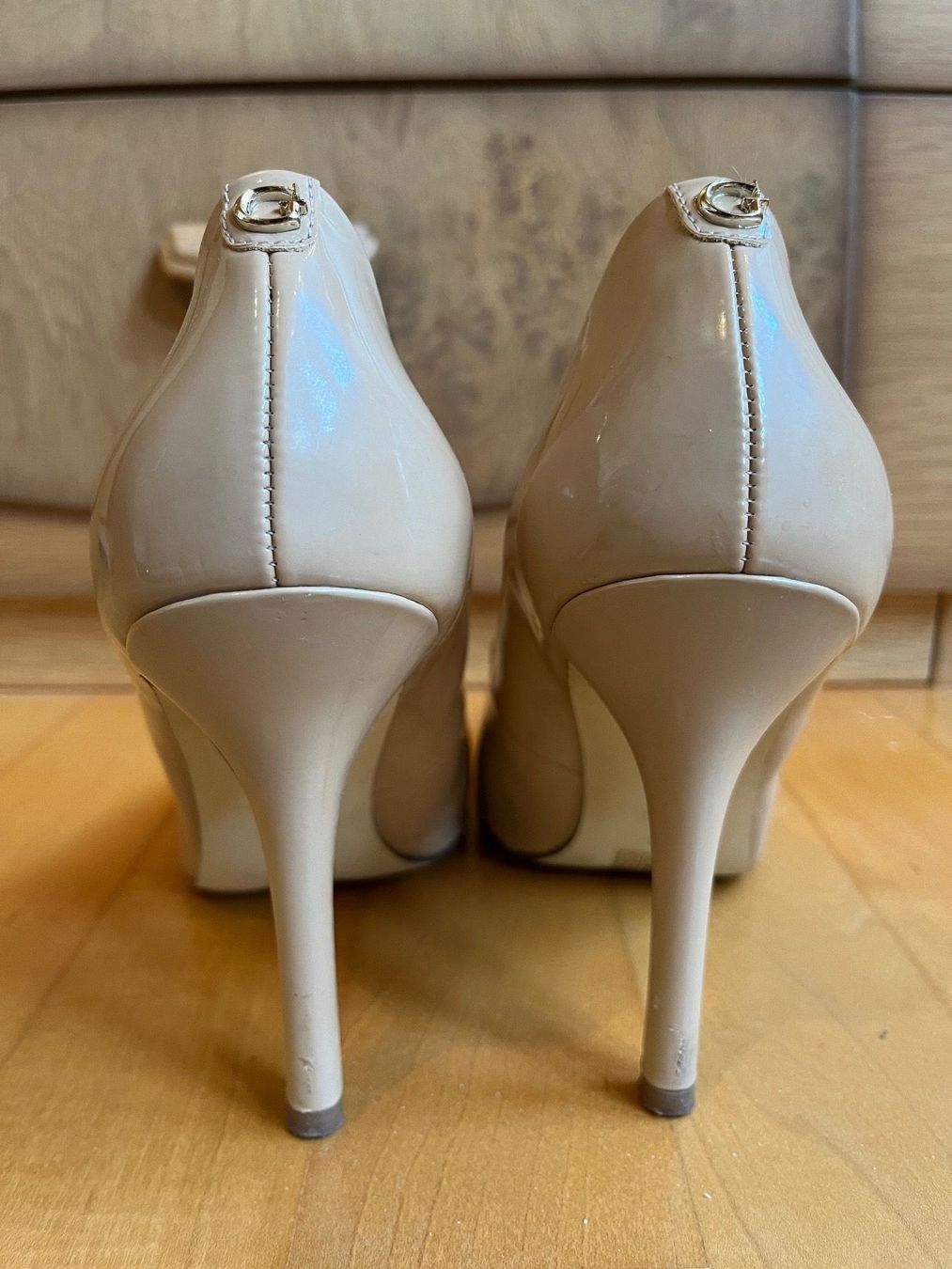 Guess Scarpe da donna: Guess High Heels Beige Grösse 38 – Usato da Luzern venduto da ariazalea 2