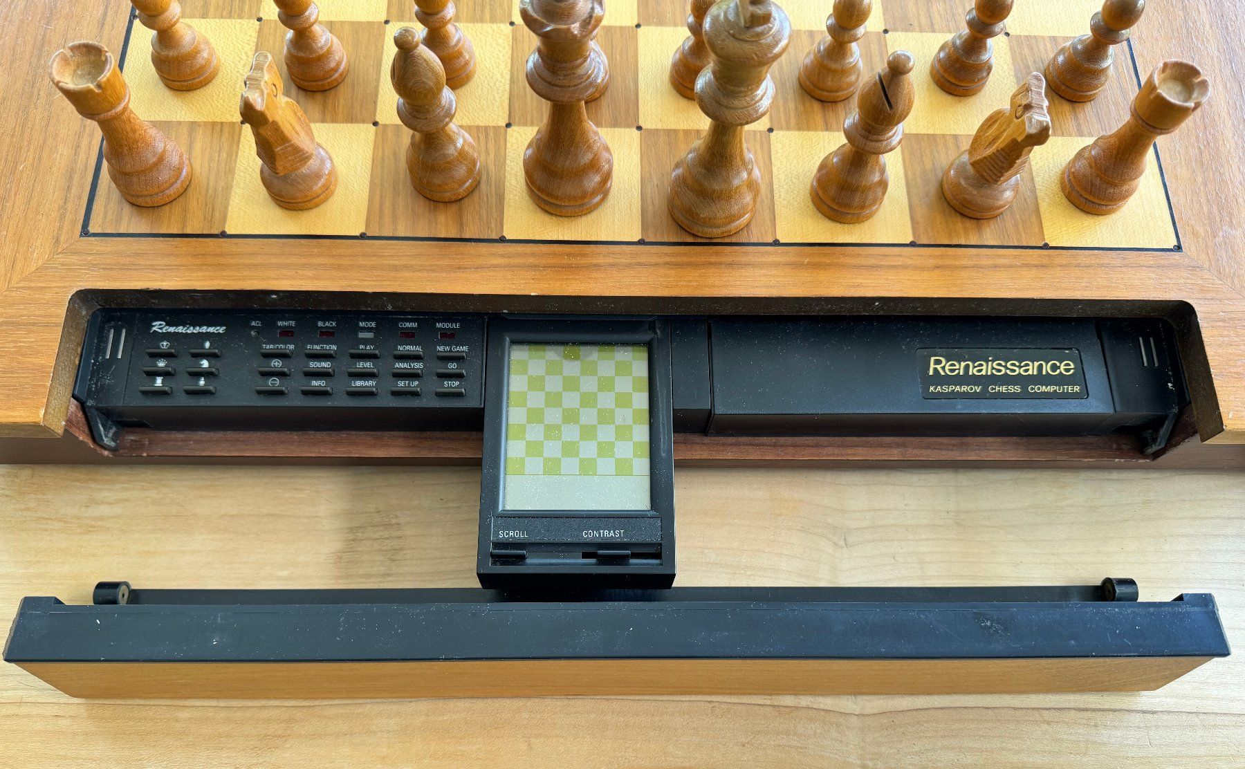 Saitek Giochi: Schachbrett Schachcomputer Kasparov Renaissance – Usato da Thun venduto da Jgantch 6