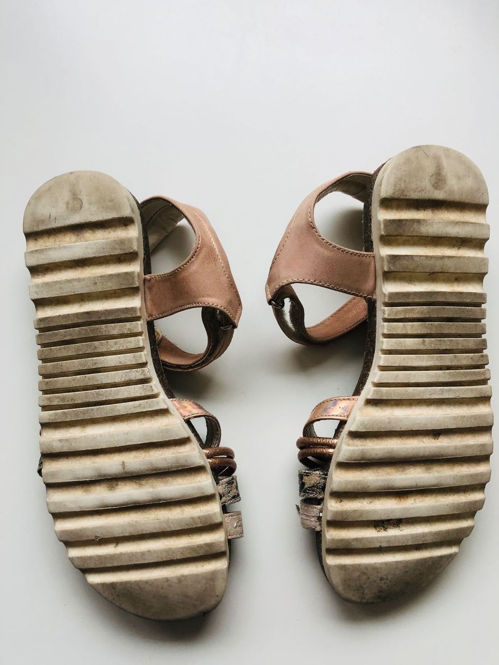 Scarpe per ragazze: SANDALEN KINDER GRÖSSE 37 – Usato da Malters venduto da Kuettel1 2