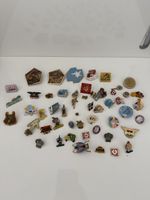 Lot 53 pins vintage collection / 53 Anstecker Sammlung