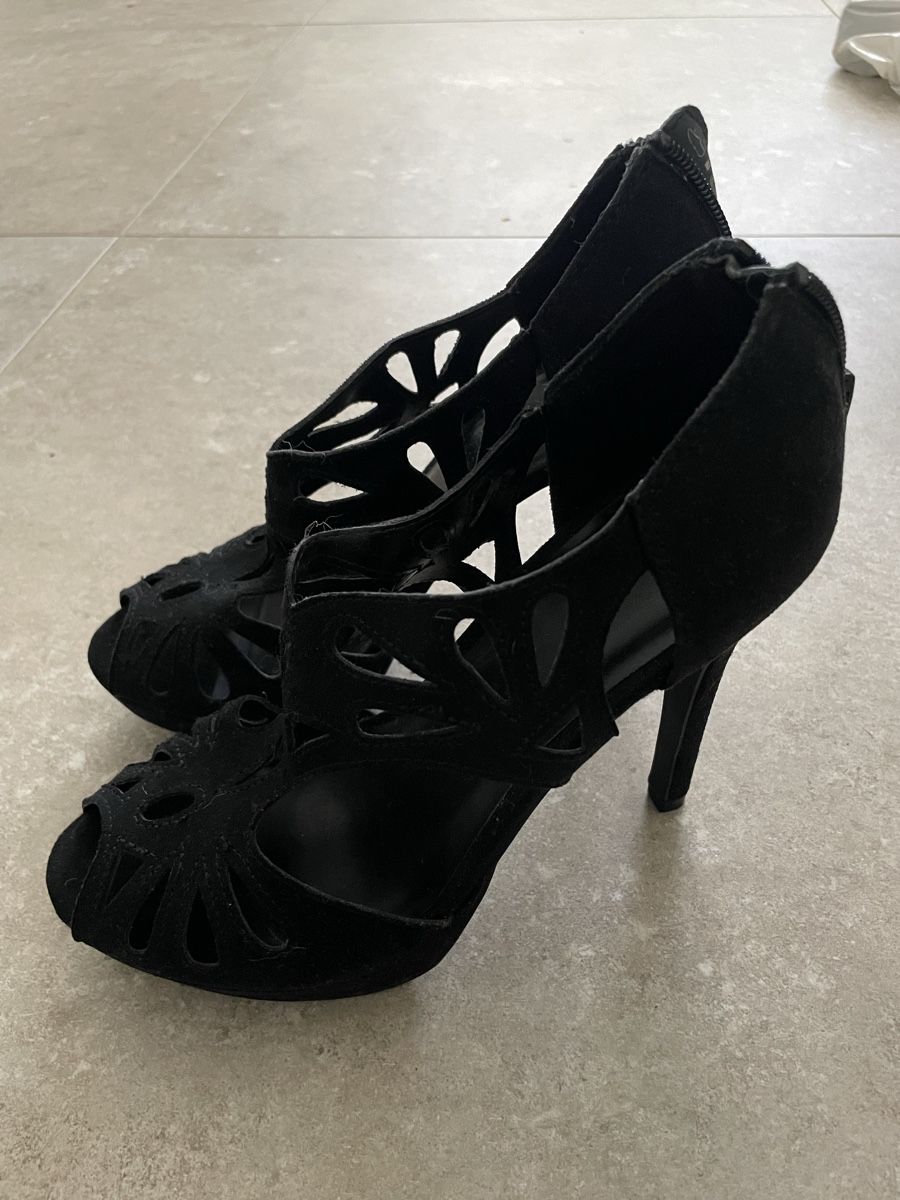 Damenschuhe: High heel schwarz Gr.36 – Gebraucht aus Zürich von illuminari