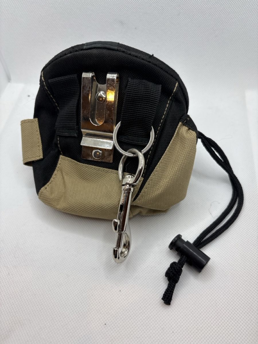 Borse: Hunter Leckerlitasche Hunde-Trainingstasche Top Zustand – Nuovo (secondo la descrizione) da Hägglingen venduto da Santisale 1