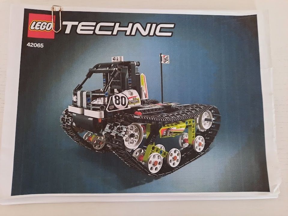 Lego Spielzeuge: LEGO TECHNIK 42065 RC TRACKED RACER – Gebraucht aus Langendorf von Paho6 1