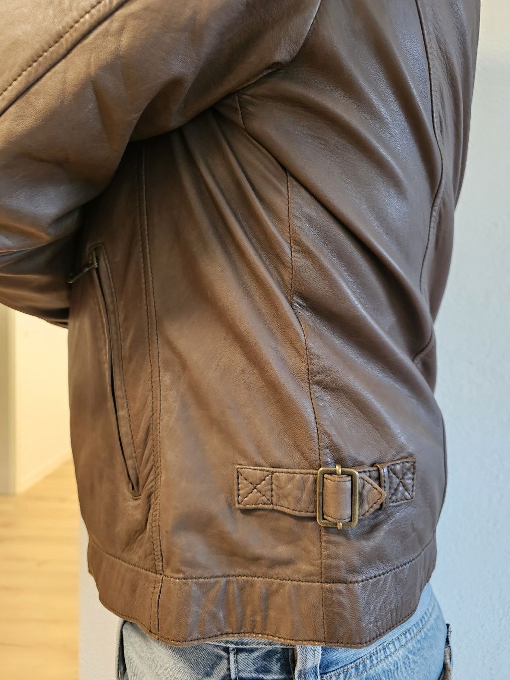 Brunello Cucinelli Giacche: Wunderschöne Echtlederjacke von Brunello Cucinelli, Grösse L – Usato da Dottikon venduto da Chicca_73 3
