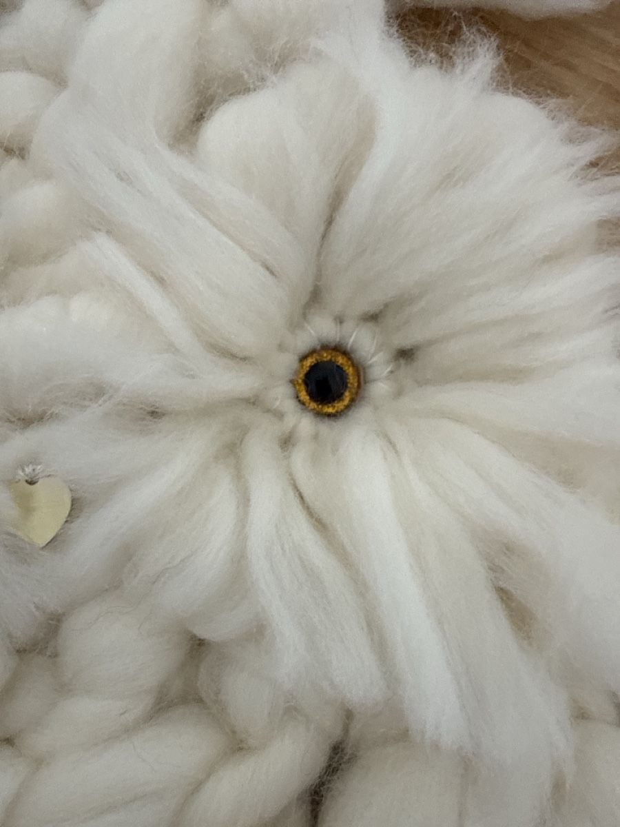 Tutte le decorazioni: Handgemachte Eule in Creme Weiss über 50cm gross – Usato da Schlieren venduto da Schnaepliparadies 2