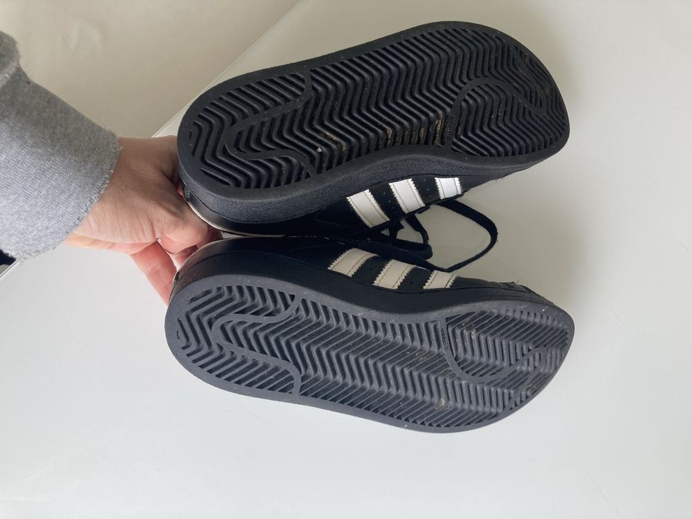 Adidas Scarpe da uomo: Kinder Sneakers Adidas Gr. 34 – Usato da Zürich venduto da kiskinfam 5
