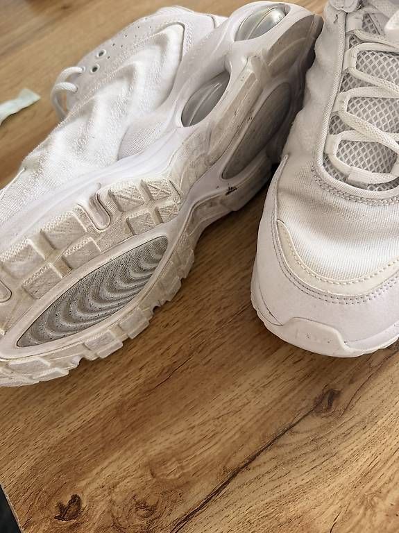 Nike Chaussures hommes: Nike Air Max TW – D'occasion à Baar par byt_6pt2 1