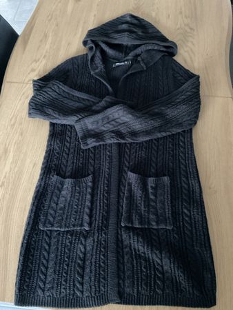 Strickjacke mit Kapuze schwarz Grösse S