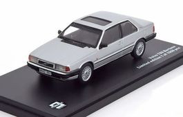 Volvo 780 Bertone Coupé 1985-1990 silber met. / schwarz 1:43