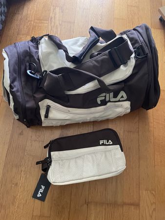 Sport-/Reisetasche mit Necessaire 