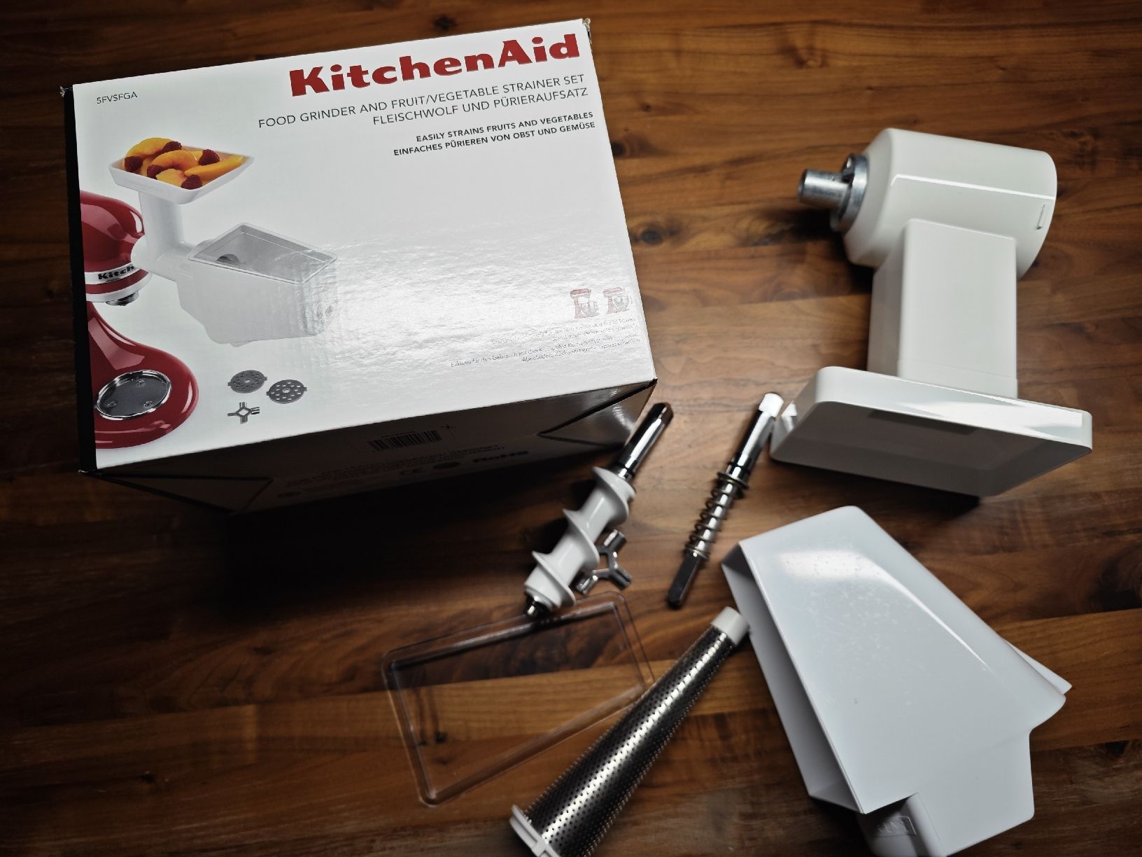 Kitchenaid Elettrodomestici da cucina: KitchenAid Fleischwolf und Passiergerät Set – Nuovo (secondo la descrizione) da Egerkingen venduto da Skorpion.ch 1