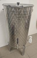 Edelstahltank 110 Liter mit Deckel & Edelstahl-Fuss