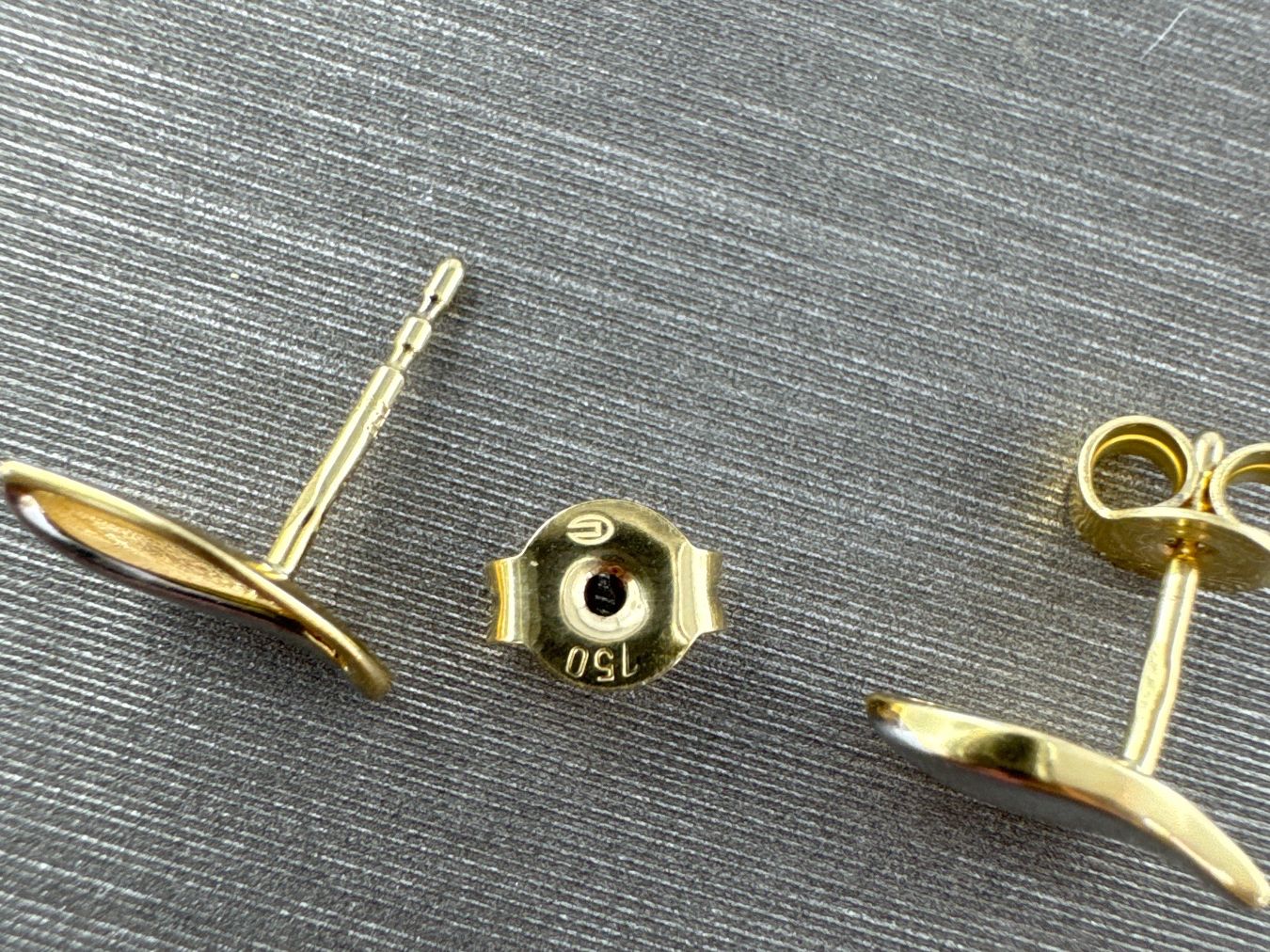 Ohrringe & -stecker: Ohrstecker 750 Gold – Gebraucht aus Niederuzwil von leo_8857 3