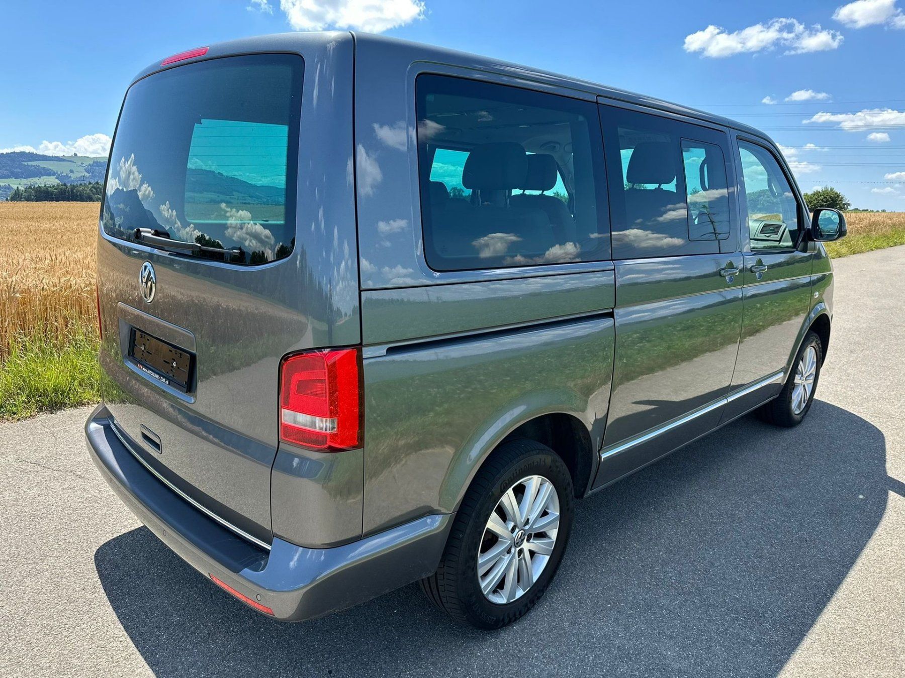 VW Camping Fahrzeuge: VW T5 Multivan 2.0 Bi-TDI CR Highline 4Motion DSG – Gebraucht aus Hünenberg von Auto-Klinik01 9