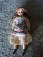 Antike, süsse Porzellankopfpuppe, gemarktet, um 1920