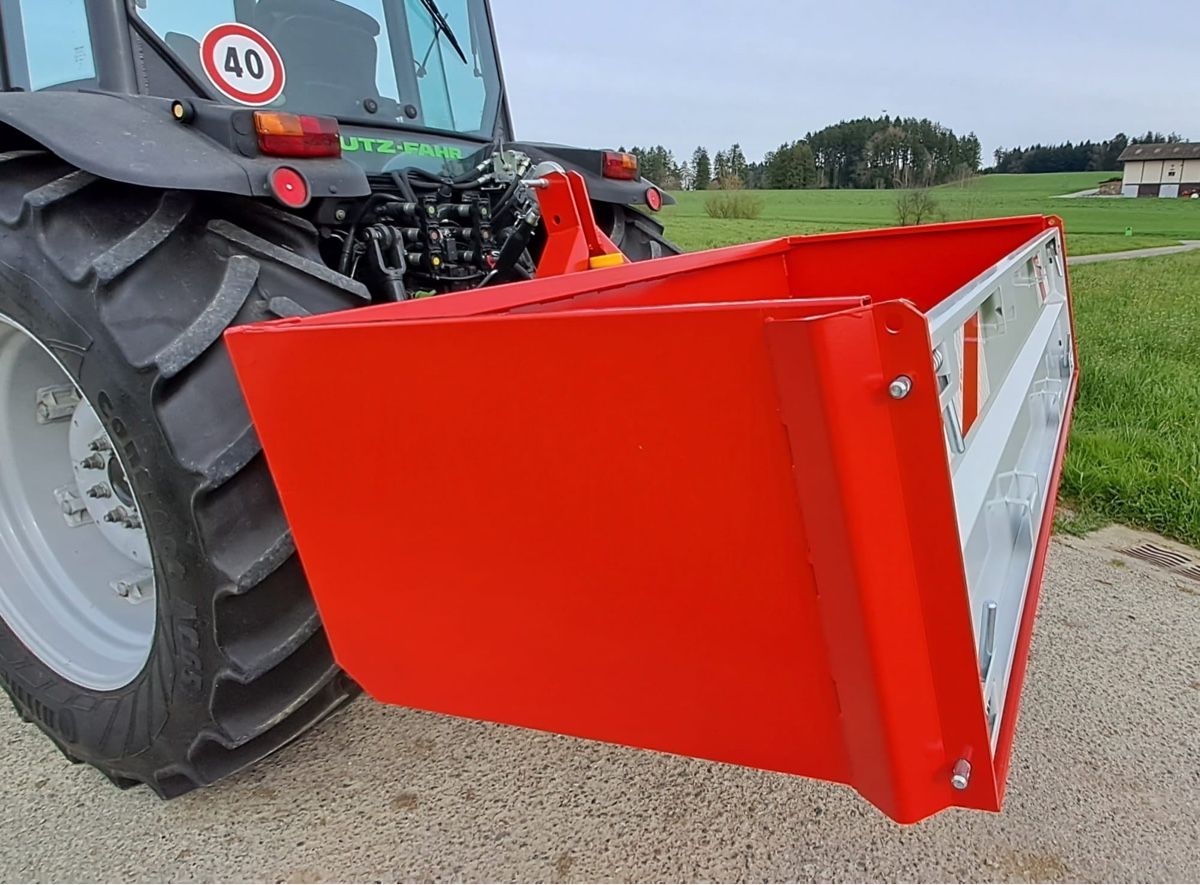 Tutte le macchine: Hydraulische Kippschaufel 2,2m – Nuovo e nell'imballaggio originale da Lommis venduto da gorenc-swiss 3