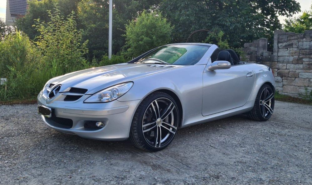 Mercedes-Benz Automobili: Mercedes SLK 350 – Usato da Hirschthal venduto da Protec0 9