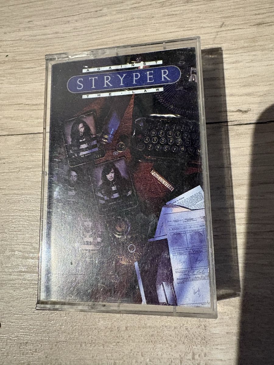 Musicassette: MC STRYPER against the law – Usato da Herzogenbuchsee venduto da warrior77