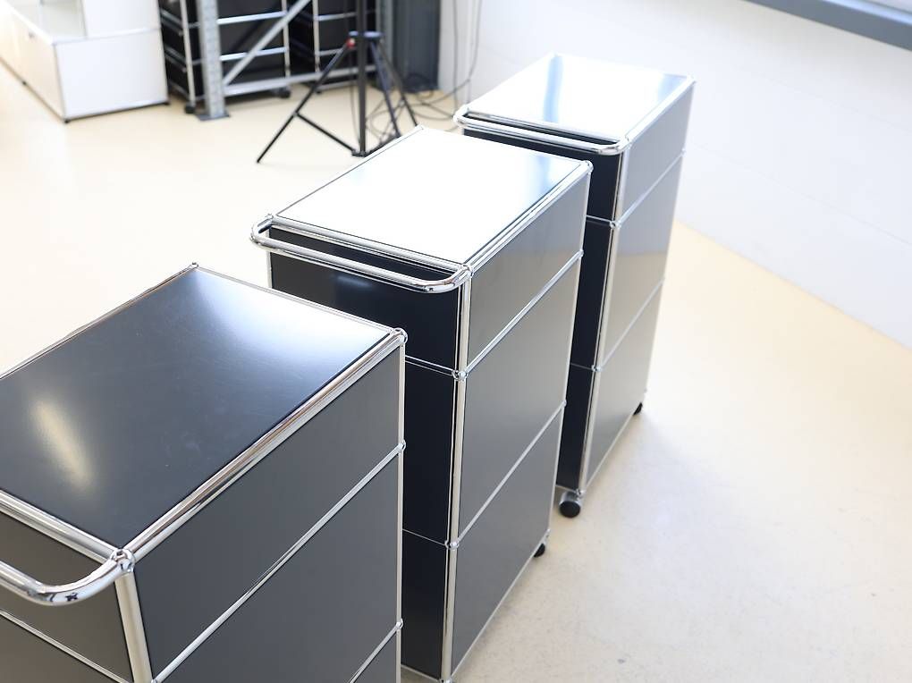 USM Korpus: USM Haller Trolley, Servierboy in Anthrazitgrau – Gebraucht aus Meinisberg von atelier_TILIJA 9