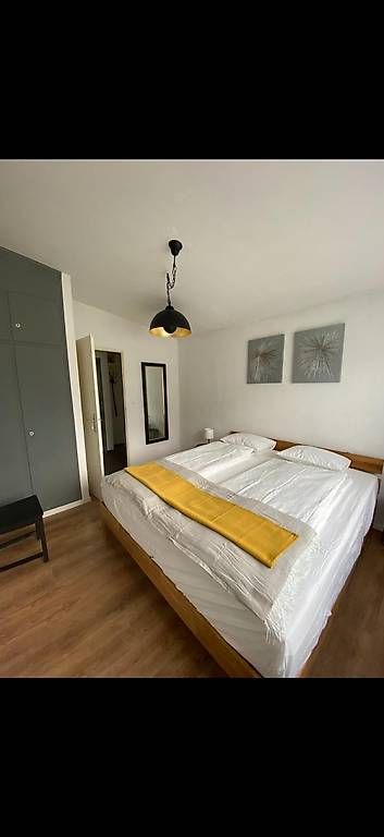 Lits: Bett mit Lattenrost  – D'occasion à Sargans par gin_9x6h