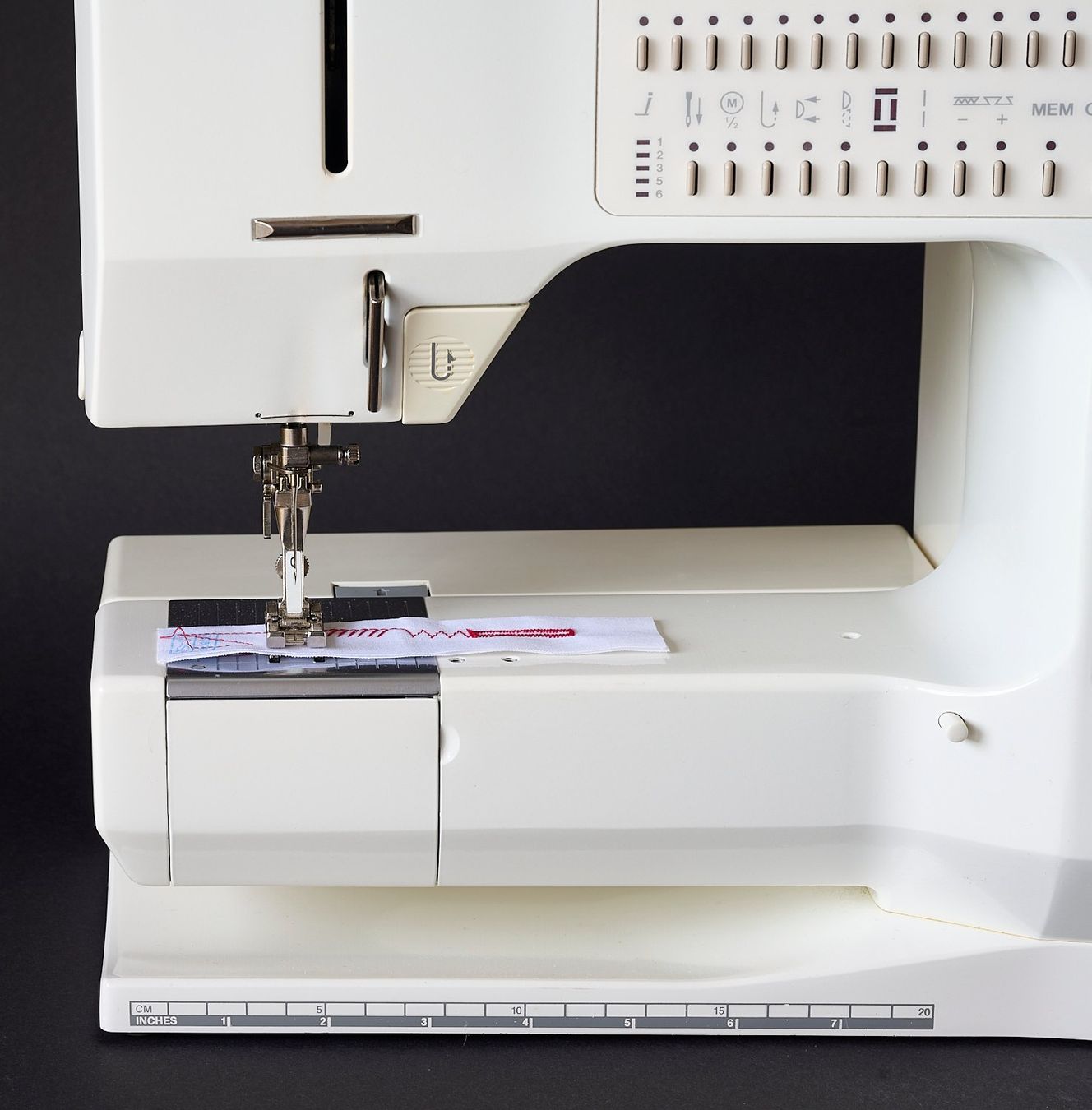 Macchine da cucire: Sehr gepflegter Bernina 1090s Nähcomputer – Usato da Zetzwil venduto da indira60 3
