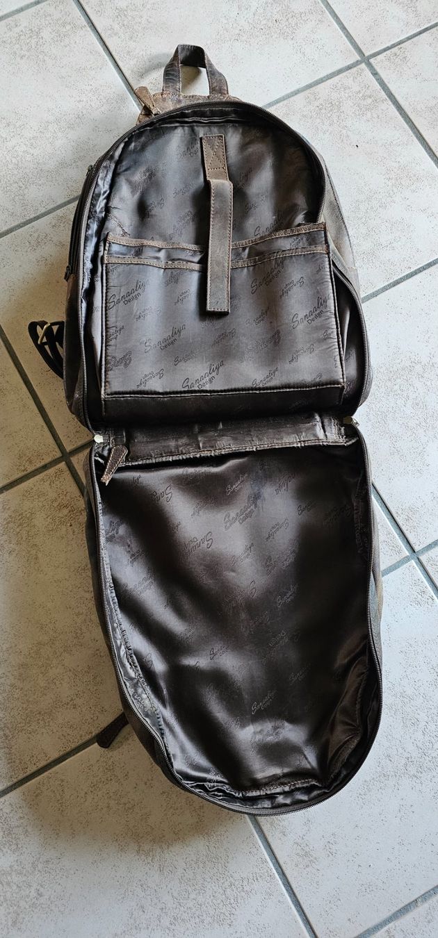 Rucksäcke: Vintage Lederrucksack – Gebraucht aus Schleinikon von sku_c72n 2