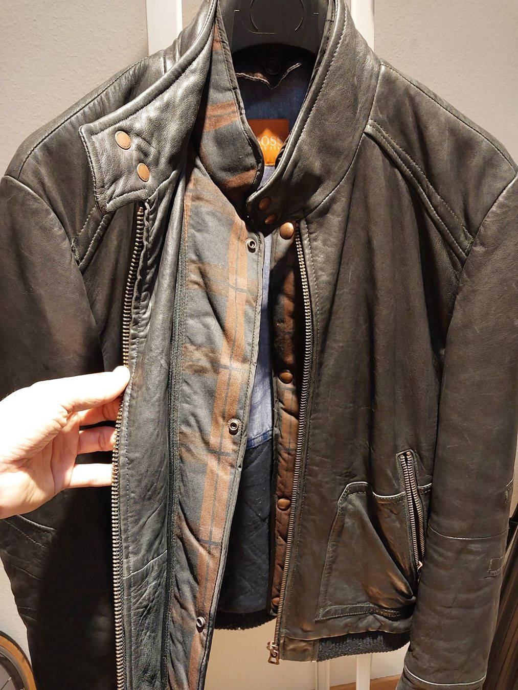 Hugo Boss Jacken: BOSS Orange Lederjacke - Gr 48 - ungetragen – Neu (gemäss Beschreibung) aus Zug von ciceroni 6