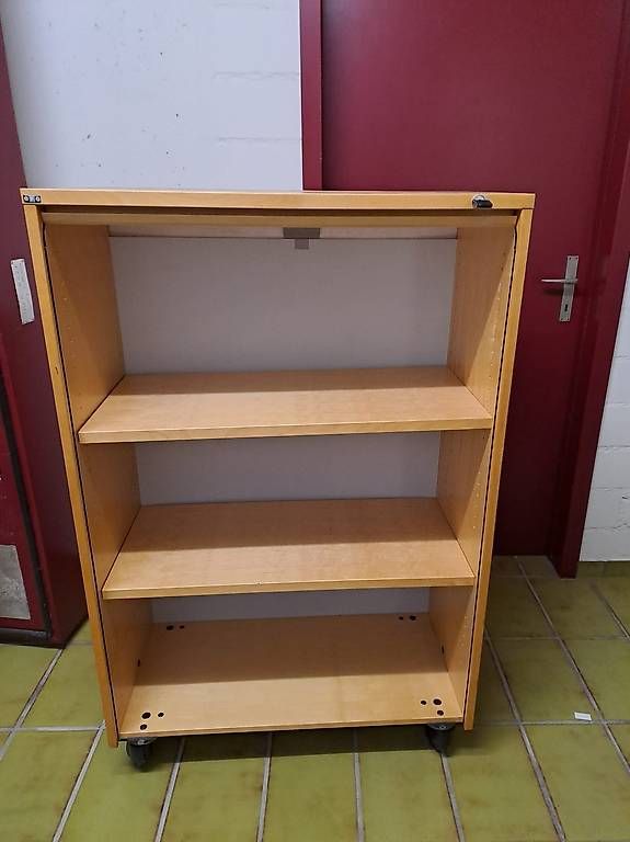 Armadi: Rolladenschrank "Office Mobil" – Usato da Frenkendorf venduto da mak_cdg9 1