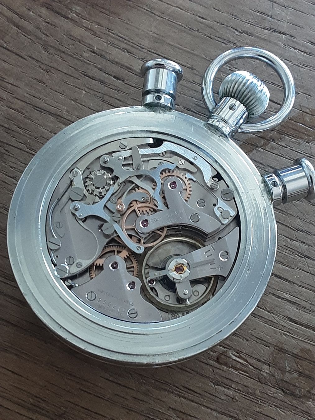 Orologi: RARE HEUER 2x compteurs 3 poussoirs – Usato da Neuchâtel venduto da wyl_zxp8 2