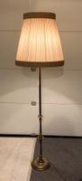 Schöne Stehlampe aus Messing mit Lampenschirm, Top Zustand!