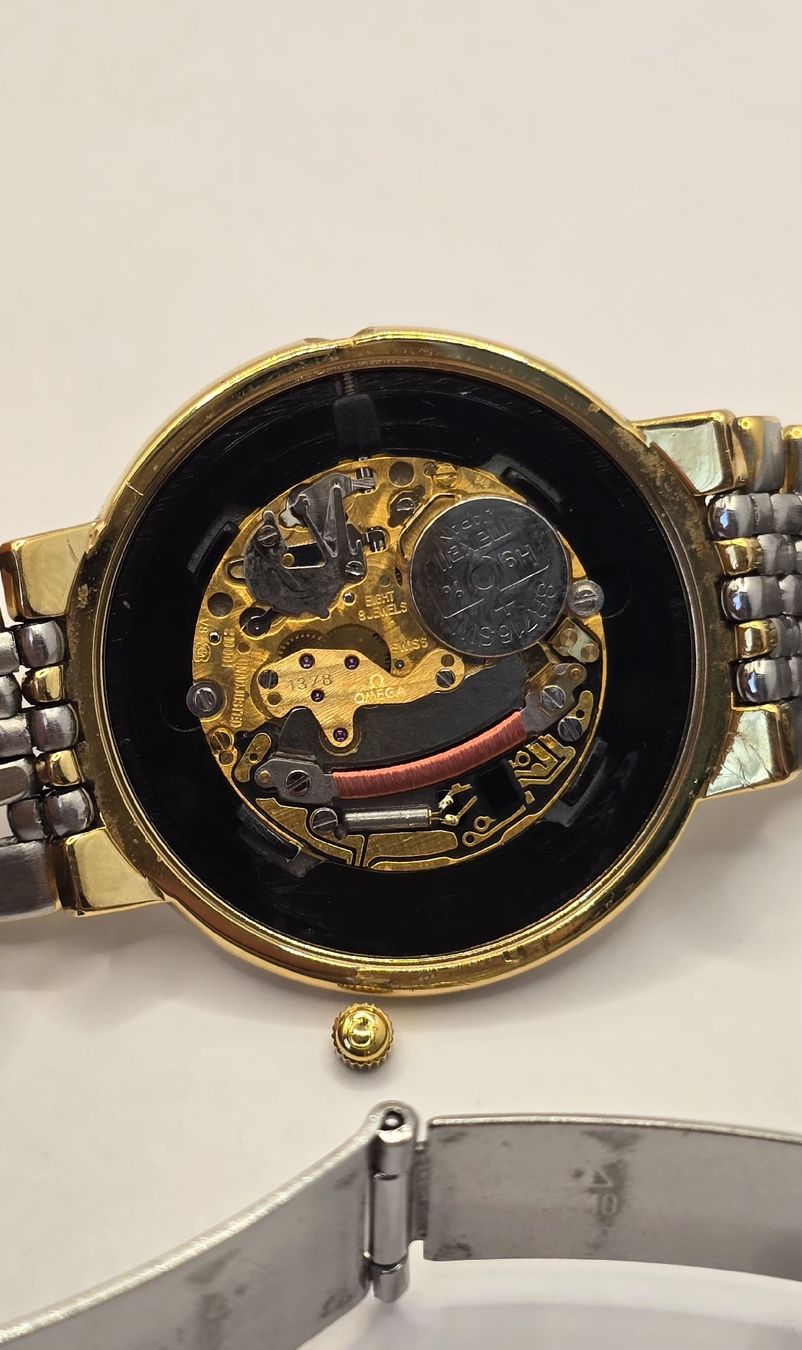 Omega Uhren: Omega De Ville Extra Thin Quartz 32,5mm – Gebraucht aus Minusio von AGSuhren 7