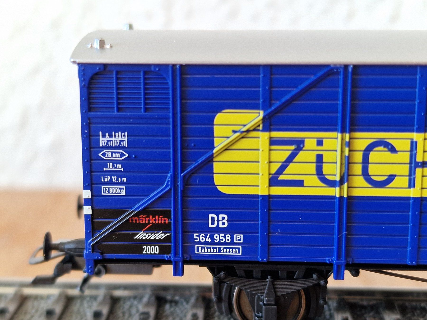 Märklin Modellini di ferrovie: DB Züchner Dose Güterwagen H0 – Usato da Matten b. Interlaken venduto da lor_hr9w 3