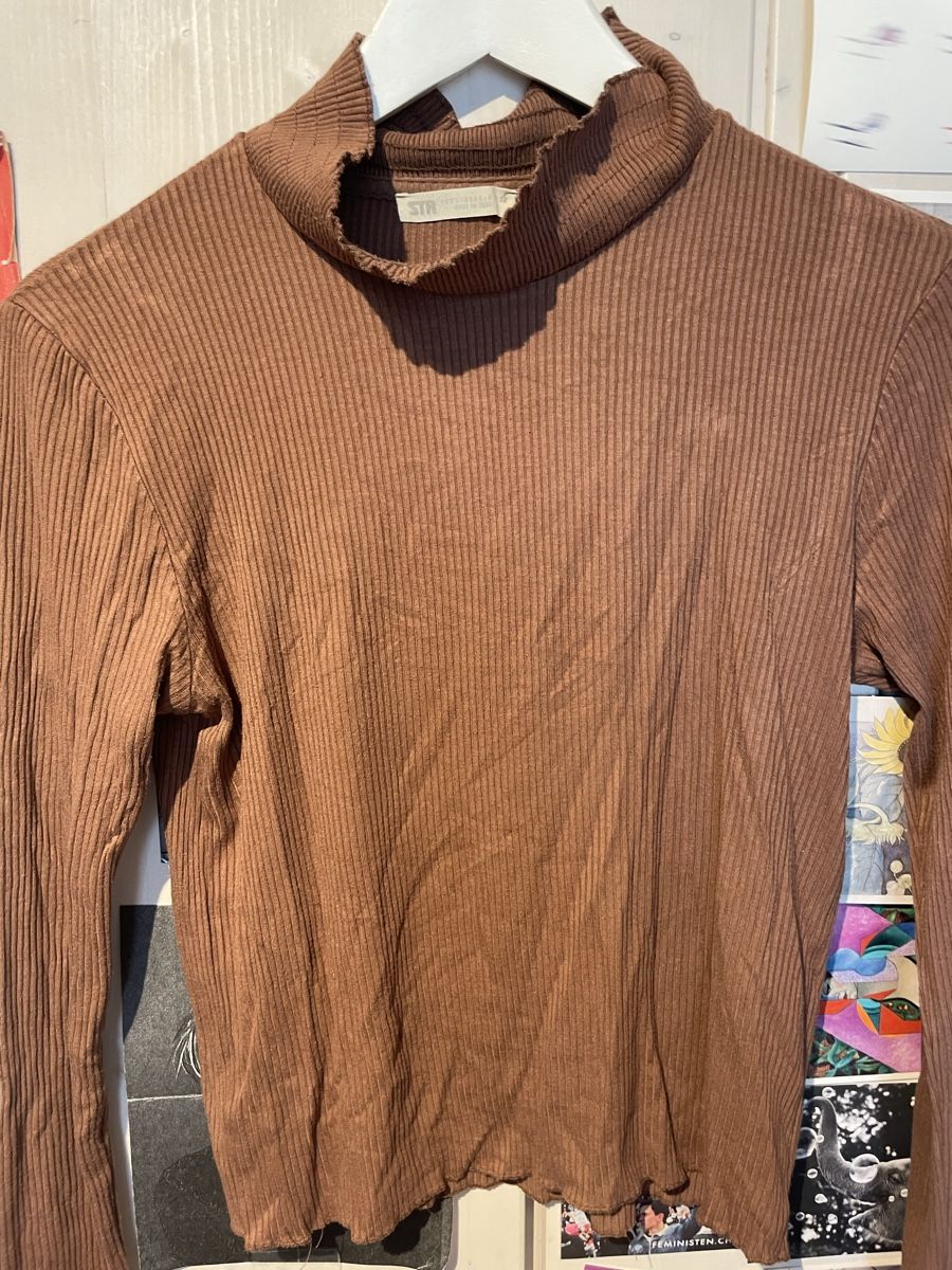 Stradivarius Maglioni & Felpe: Pulli braun – Usato da Turgi venduto da eiiinalem 2