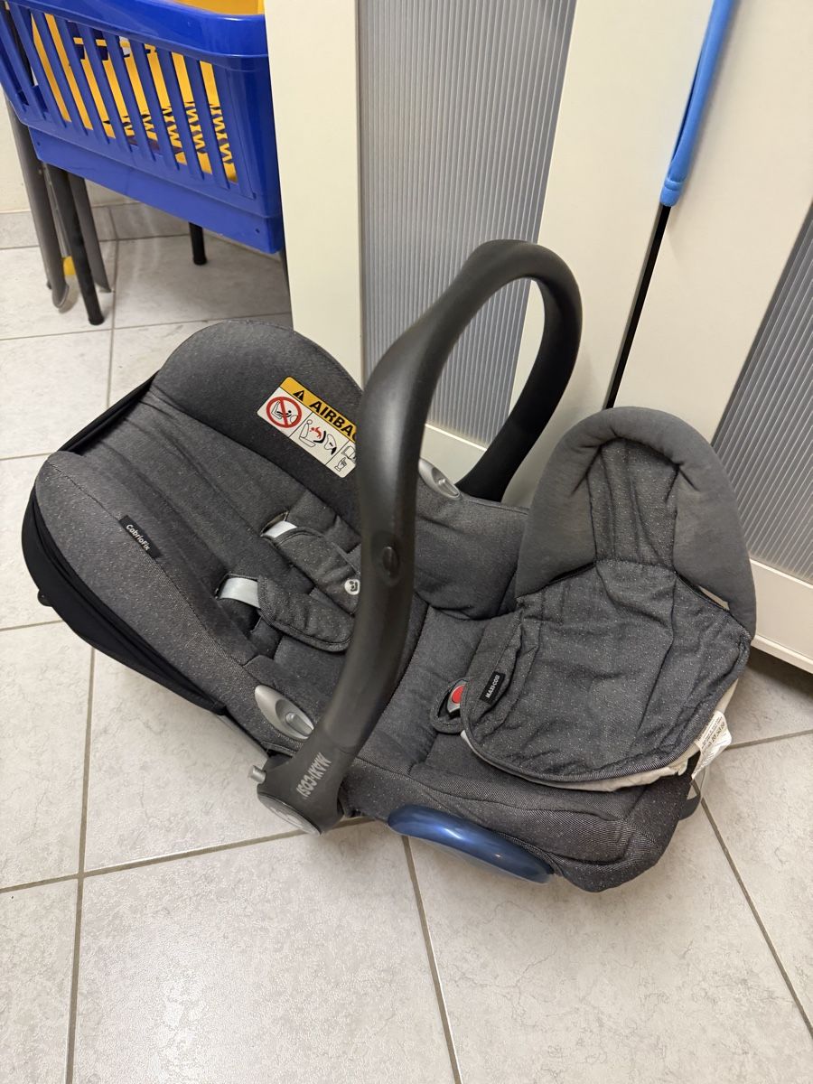 Maxi-Cosi Sièges auto: Maxi-Cosi – D'occasion à Richterswil par nufian005