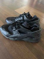 Nike Huarache Turnschuhe schwarz Grösse 41 gebraucht