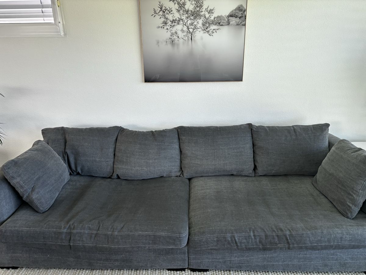 Sofas: Canapé gris 4 places bon état – Gebraucht aus Marly von Huggy1 6