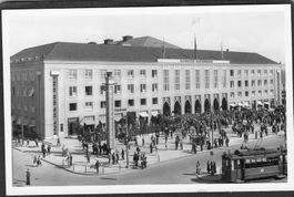 ^Mustermesse Basel, Tram , belebt , 1940