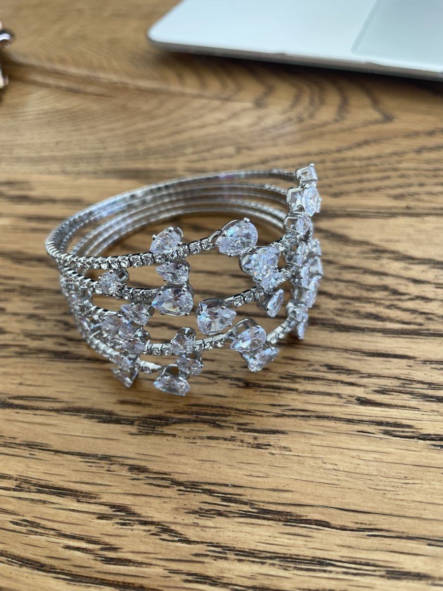 Bracelets: Kristall-Armband und Ring – D'occasion à Bottmingen par Leela2