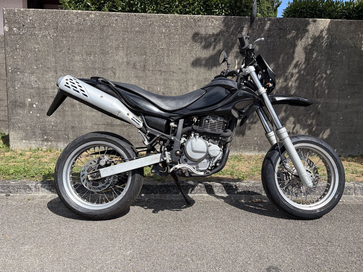 Beta Strada: Beta M4 Supermoto – Usato da Däniken SO venduto da km87 5